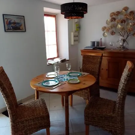 Petite Maison Chaleureuse