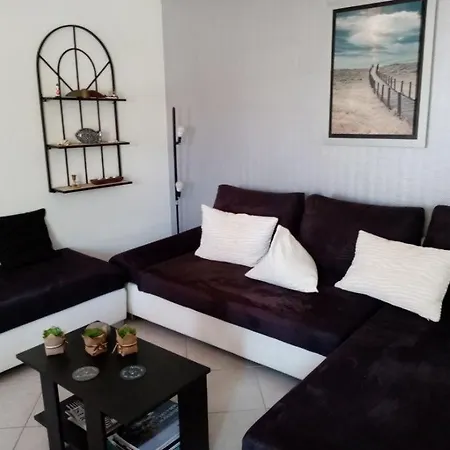 Petite Maison Chaleureuse Hébergement de vacances Irvillac