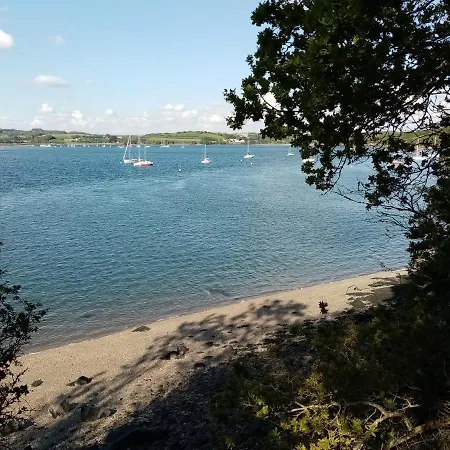 Hébergement de vacances Petite Maison Chaleureuse *